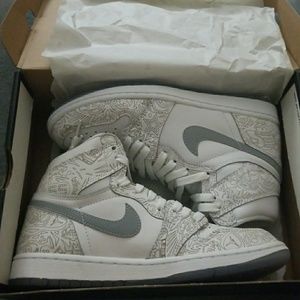 Jordan 1 30 anivarsty laser